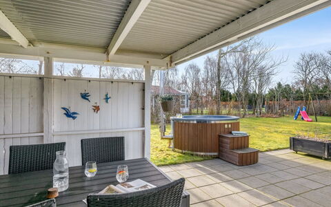 Ascan - 300M to the Fjord: Schatten, Zuhause, Garten, Deck, Veranda, Outdoor Struktur, Decke, Hartholz, Hinterhof, Gartenbauten
