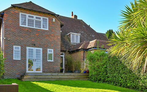 19, South Way: Schwimmbad, Hotel, Balkon