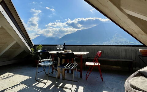 Nicotina: Schwimmbad, Hotel, Balkon