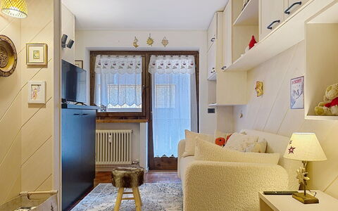 Casa Arnica: Interior Design, Wand, Möbel, Holz, Flooring, Fussboden, Zimmer, Decke, Couch, Wohnzimmer