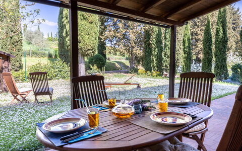 Civico108 Vacation Home, Pool, Castellina in Chian: Möbel, Gartenmöbel, Tabelle, Stuhl, Tisch Im Freien, Küche & Esszimmer Tisch, Schatten, Garten, Terrasse, Kaffetisch