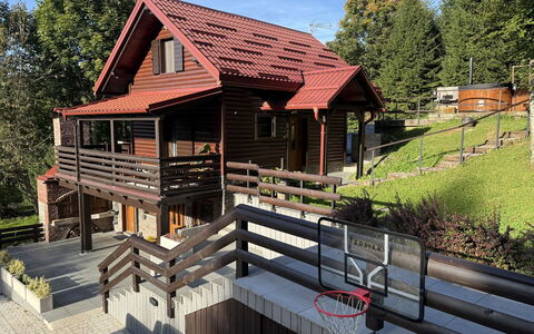 Cozy Bear Cabin: Holz, Hütte, Dach, Zuhause, Veranda, Abstellgleis, Blockhaus, Hartholz, Zaun, Planke