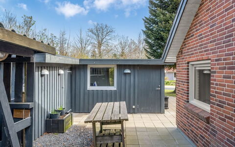 Garlef - 10Km from the Sea: Möbel, Holz, Interior Design, Flooring, Fussboden, Stuhl, Zimmer, Decke, Wohnzimmer, Wohnung