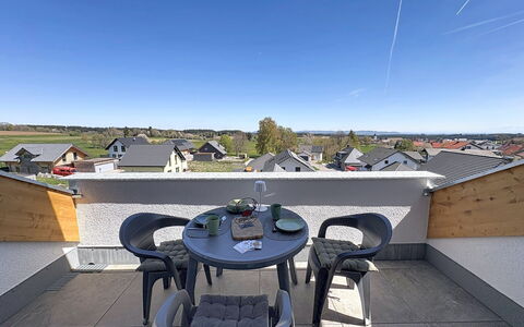 Alpenblick: Dach, Stuhl, Balkon, Daylighting, Gartenmöbel, Villa, Penthouse