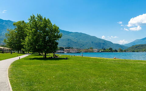 Renza: Himmel, Bergforms, Berg, Wasser, Gewässer, Wasservorräte, Hügel, Natürliche Landschaft, Gebirge, Landschaft