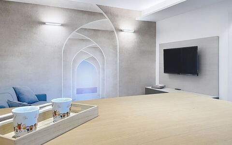 Renza: Möbel, Interior Design, Flooring, Stuhl, Fussboden, Tabelle, Küche & Esszimmer Tisch, Schatten, Decke, Holzbeize
