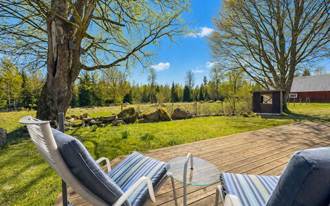 Gröndal: Möbel, Interior Design, Flooring, Stuhl, Fussboden, Tabelle, Küche & Esszimmer Tisch, Schatten, Decke, Holzbeize