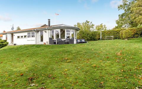 Söhnke - 100M to the Fjord: Dach, Haus, Wohngebiet, Zuhause, Estate, Hütte, Design
