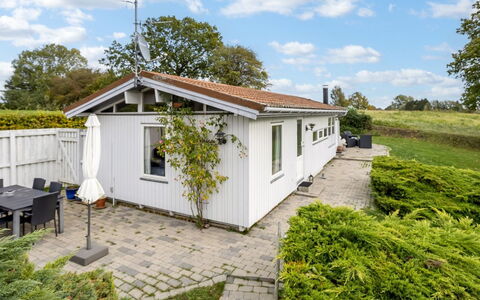 Söhnke - 100M to the Fjord: Dach, Haus, Wohngebiet, Zuhause, Estate, Hütte, Design