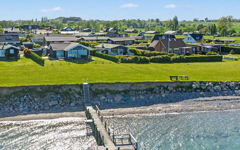 Edla - 35M from the Sea: Küste, Wohngebiet, Küsten Und Ozeanische Forms, Landschaft, Meer, Ufer, Vorort, Ozean, Vogelperspektive, Luftaufnahmen