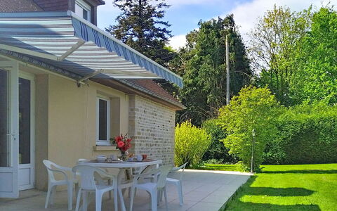 Mon Coin de Ressource: Möbel, Stuhl, Gartenmöbel, Tisch Im Freien, Terrasse, Küche & Esszimmer Tisch, Schatten, Design, Outdoor Struktur, Kaffetisch
