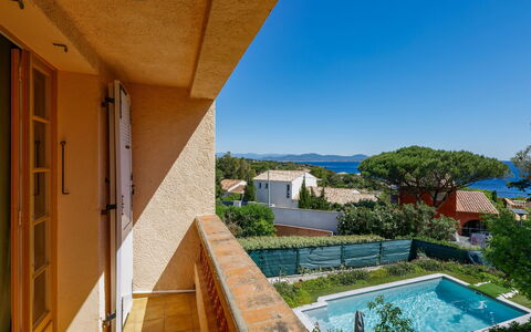 Les Minoux: Balkon, Estate, Villa, Eco Hotel, Schwimmbad, Resort