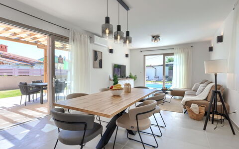 Vila Klara: Möbel, Stuhl, Gartenmöbel, Tisch Im Freien, Terrasse, Küche & Esszimmer Tisch, Schatten, Design, Outdoor Struktur, Kaffetisch