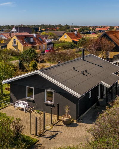 Jaskirt - 400M from the Sea