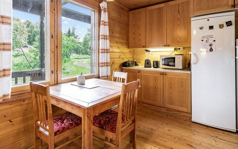 Ohola: Holz, Hütte, Hartholz, Decke, Blockhaus, Holzbeize, Zimmer, Küche, Cabinetry, Planke