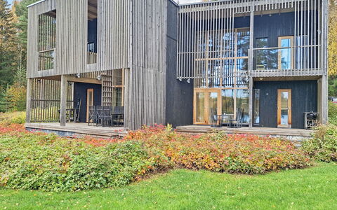 Villa Sinikka 1: Grundstueck, Zuhause, Hütte, Abstellgleis, Garten, Garten, Design, Landscaping, Bauernhaus, Veranda