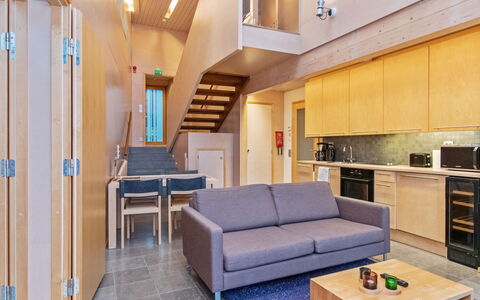 Villa Hanna: Interior Design, Flooring, Holz, Möbel, Fussboden, Decke, Couch, Zimmer, Beleuchtung, Wohnzimmer