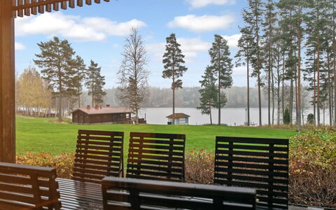 Villa Hanna: Schatten, Veranda, Deck, Hartholz, Eco Hotel, Landscaping, Holzbeize, Garten, Outdoor Struktur, Pavillon