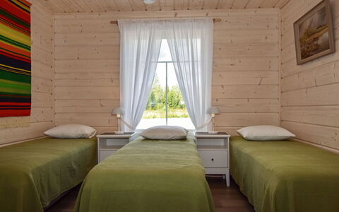 Villa Ruuska: Möbel, Holz, Flooring, Interior Design, Fussboden, Holzboden, Schlafzimmer, Decke, Zimmer, Bett