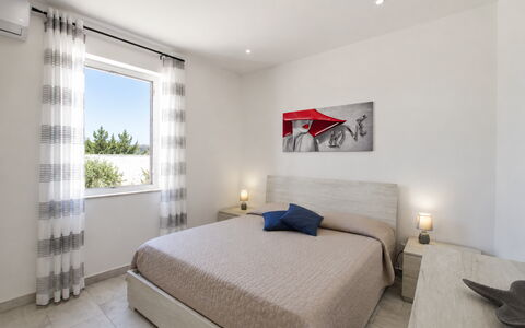 Villa Giugiola: Möbel, Interior Design, Fussboden, Flooring, Zuhause, Wohnung, Bett, Schlafzimmer, Zimmer, Decke