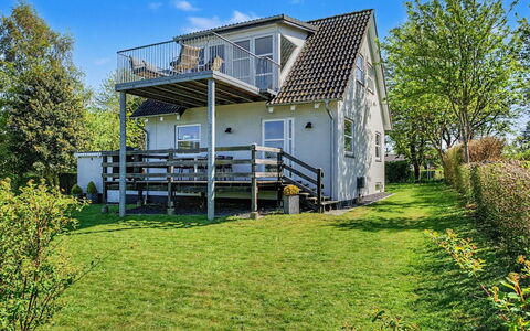 Hjort - 80M from the Sea: Blau, Hütte, Haus, Zuhause, Bauernhaus, Estate, Abstellgleis