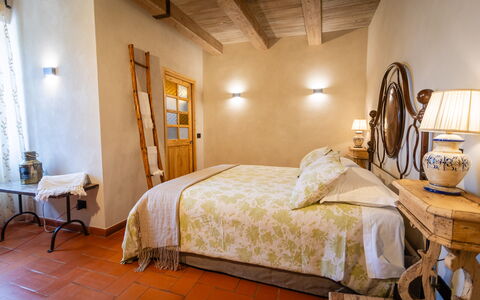 Casa Ivan: Möbel, Interior Design, Wand, Flooring, Holz, Fussboden, Decke, Schlafzimmer, Zuhause, Bett