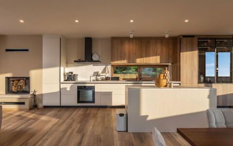 Orso: Flooring, Interior Design, Holzboden, Holz, Möbel, Fussboden, Küche, Countertop, Laminatboden, Decke