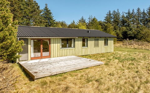 Fatlinda - 4Km from the Sea: Holz, Garten, Hinterhof, Grundstueck, Zuhause, Dach, Schatten, Deck, Hartholz, Garten