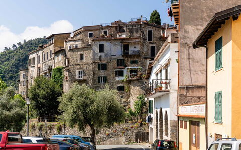 Nella Piazza: Wohngebiet, Menschliche Siedlung, Wohnung, Eigentumswohnung, Schwimmbad, Resort, Gartenmöbel, Hotel, Ferienort, Urlaub