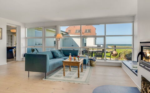 Grita - 100M to the Fjord: Dach, Haus, Wohngebiet, Zuhause, Estate, Hütte, Design