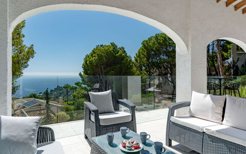 Preciados: Möbel, Stuhl, Gartenmöbel, Interior Design, Tabelle, Zuhause, Resort, Balkon, Eco Hotel, Schatten
