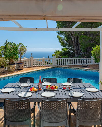Preciados: Möbel, Gartenmöbel, Stuhl, Tabelle, Schwimmbad, Küche & Esszimmer Tisch, Resort, Tisch Im Freien, Schatten, Regenschirm
