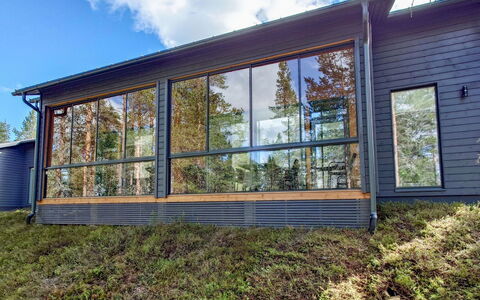 Saariselän Aavahelmi a: Glas, Hartholz, Abstellgleis, Holzbeize, Gartenbauten, Holzboden, Planke, Daylighting, Eco Hotel, Blockhaus