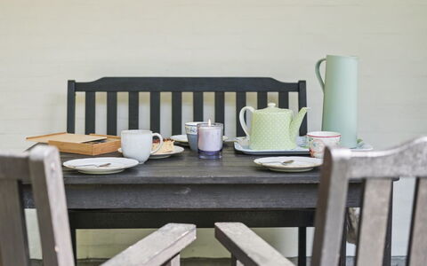 Thorvor - 900M from the Sea: Möbel, Holz, Tabelle, Interior Design, Stuhl, Küche & Esszimmer Tisch, Holzbeize, Gartenmöbel, Esszimmer