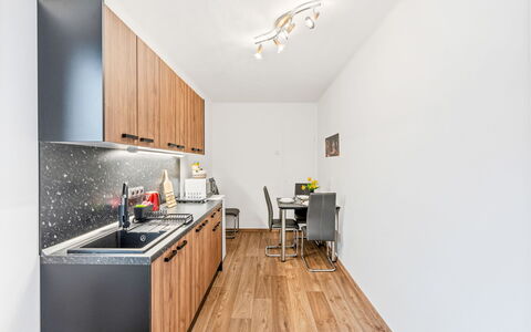 Happy Home: Interior Design, Flooring, Möbel, Holz, Küche, Countertop, Fussboden, Zimmer, Cabinetry, Holzboden