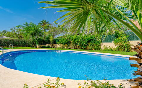 Jávea 455: Blau, Wasser, Schwimmbad, Freizeit, Resort, Schatten, Eco Hotel, Gartenmöbel, Landscaping