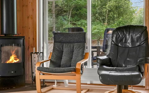 Uma - from the Sea: Möbel, Holz, Flooring, Interior Design, Holzboden, Stuhl, Fussboden, Wohnzimmer, Hartholz, Holzbeize