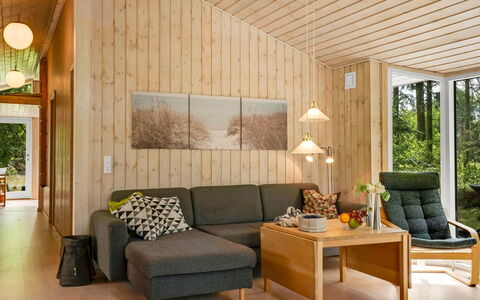 Uma - from the Sea: Möbel, Interior Design, Flooring, Fussboden, Holz, Decke, Wohnzimmer, Couch, Holzboden, Zuhause