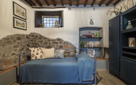 La Casa del Grillo Parlante: Möbel, Wand, Interior Design, Holz, Schlafzimmer, Flooring, Linens, Zuhause, Bett, Zimmer
