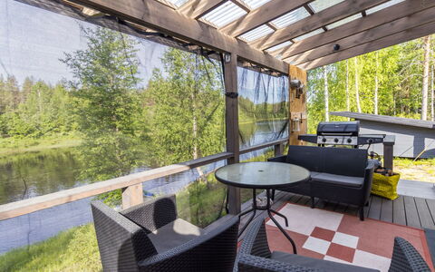 Kipinä: Möbel, Holz, Gartenmöbel, Interior Design, Stuhl, Tabelle, Veranda, Tisch Im Freien, Glas, Schatten