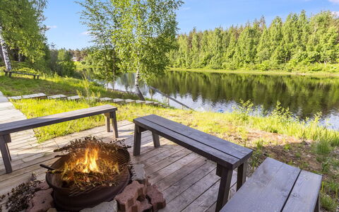 Kipinä: Natürliche Landschaft, Bank, Landschaft, See, Gartenmöbel, Picknicktisch, Tisch Im Freien