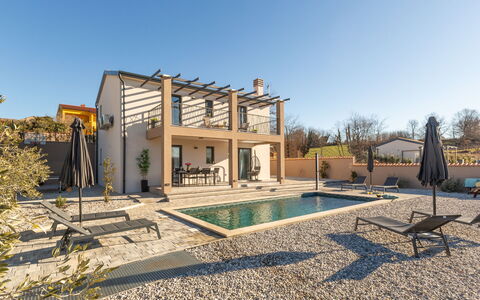 Villa Lumine Divina: Wohnung, Eigentumswohnung, Mischnutzung, Hotel, Resort, Ferienort, Boutique Hotel