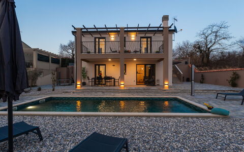 Villa Lumine Divina: Wohnung, Eigentumswohnung, Mischnutzung, Hotel, Resort, Ferienort, Boutique Hotel