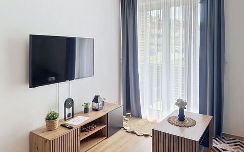 Korzo: Möbel, Interior Design, Wand, Flooring, Holz, Fussboden, Zimmer, Zuhause, Beleuchtung, Wohnzimmer