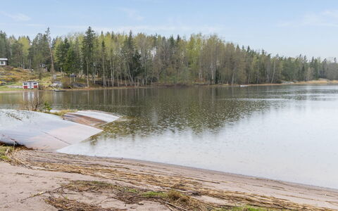 Villa Jumalvik: Baum, Bank, Wasserlauf, Ufer, See, Reservoir, Wald
