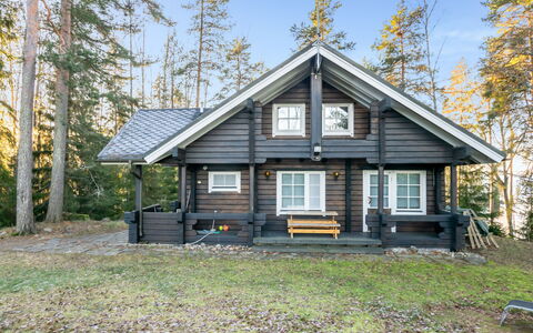Villa Karmu: Zuhause, Haus, Hütte, Dach, Abstellgleis, Blockhaus, Lärche, Gartenbauten, Winter