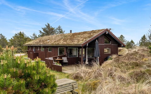Thorgny - 1Km from the Sea: Haus, Hütte, Die Architektur, Dach, Zuhause, Grundstueck, Ländliches Gebiet, Hütte, Steigung, Blockhaus
