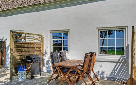 Mynthe - 750M from the Sea: Holz, Möbel, Gartenmöbel, Stuhl, Hütte, Hartholz, Tisch Im Freien, Veranda, Schatten, Deck