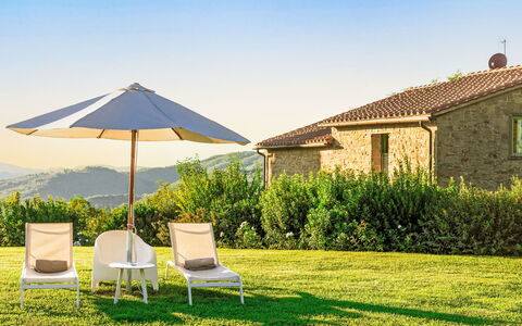 La Noce: Möbel, Gartenmöbel, Stuhl, Grundstueck, Regenschirm, Schatten, Rasen, Tisch Im Freien, Garten, Garten