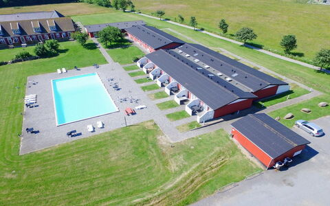 Anabella - 6Km from the Sea: Schwimmbad, Resort, Estate, Hotel, Eco Hotel, Hazienda